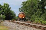 BNSF 7471 leads NS train 350 around the curve at Fetner